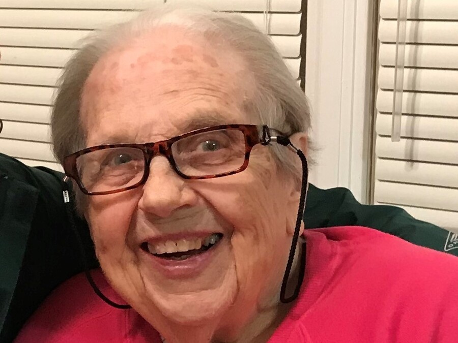 Christine Overstreet Obituary - Vinton, VA | Oakey's Vinton Chapel