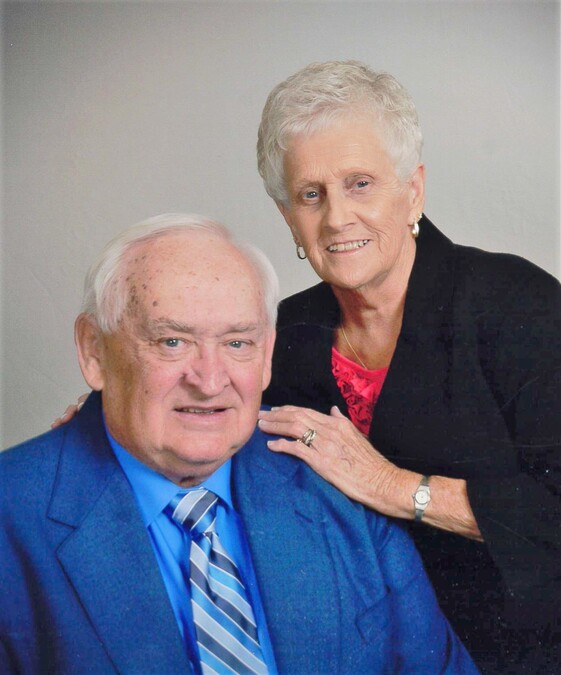 Barbara Peters Obituary Vinton, VA Oakey's Vinton Chapel(00)